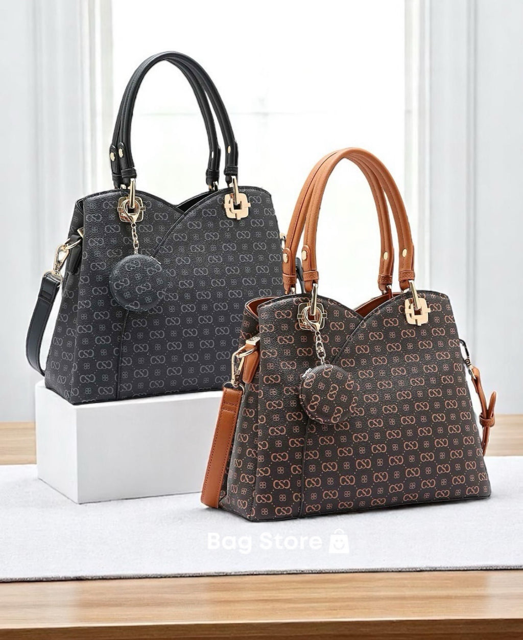Cartera Chenson Medidas aprox: 23x13x28