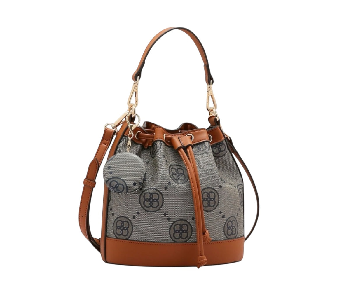 Cartera Chenson Medidas aprox: 21x21x12